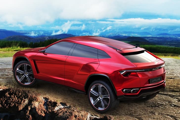 2017 Lamborghini Urus SUV image gallery